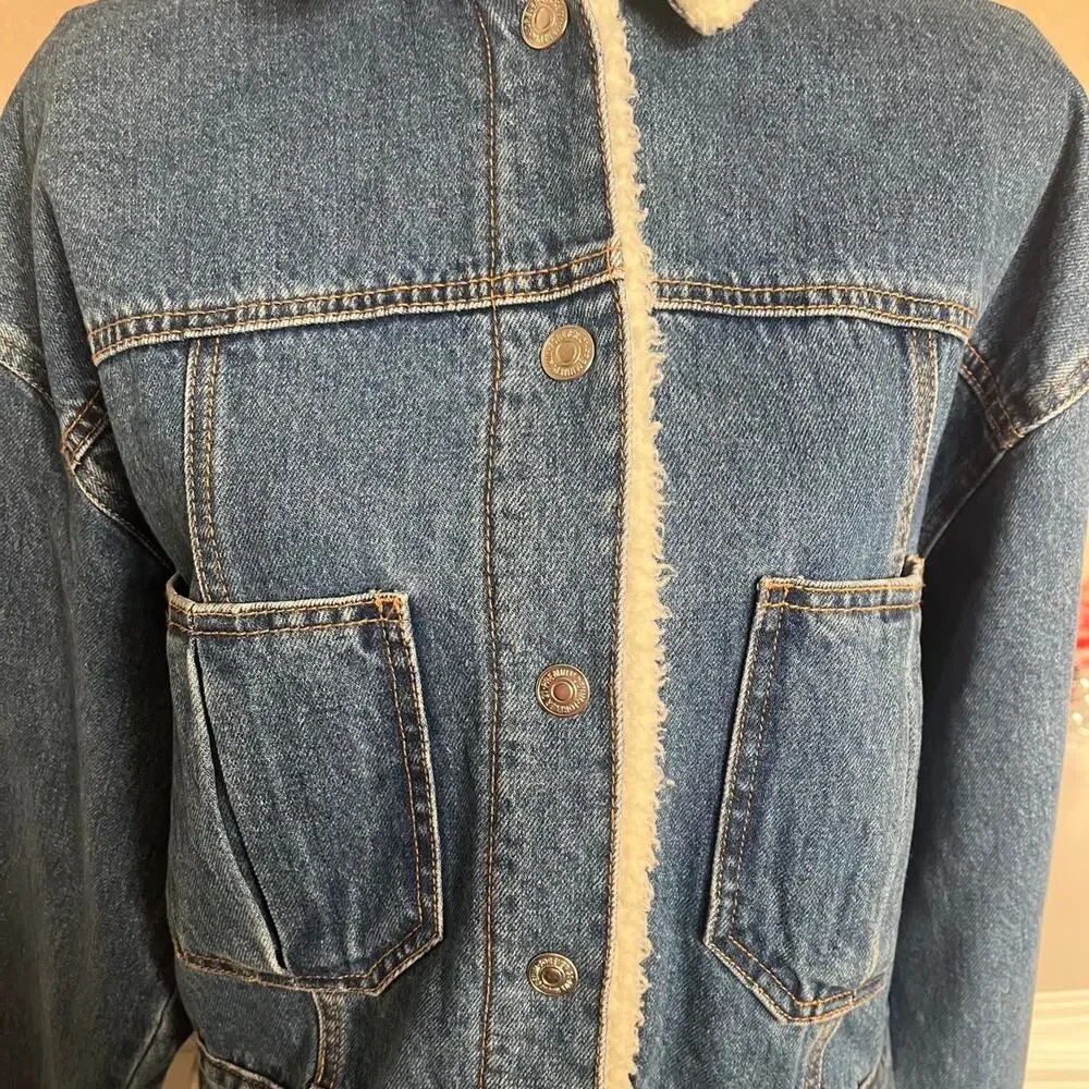 Forever 21 denim jacket - Picture 2 of 5